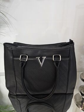 V-Emblem Black Leather Tote Bag